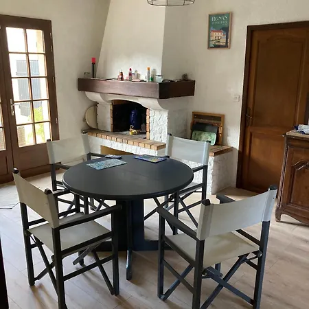 بيت للعطل Grande Maison Familiale Avec Piscine Cloturee, Ideale Enfants, Proche Bordeaux Carignan-de-Bordeaux